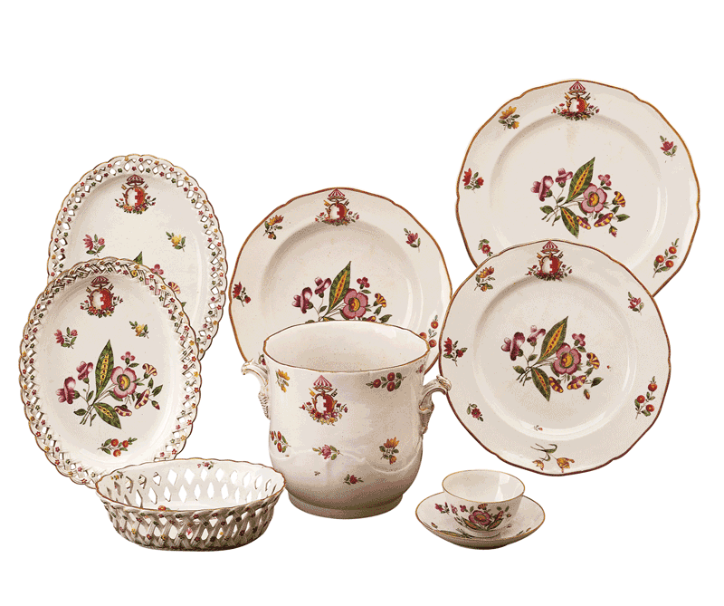 China set with coat of arms of the city of Fano by Geminiano Cozzi, Venice, 1781-82